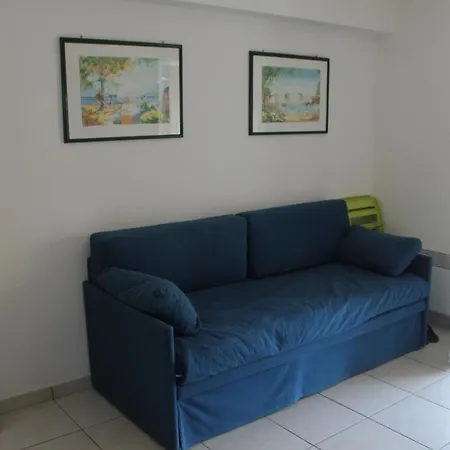 Graziosa In Con Piscina A 100 M Dalla سيرفيون