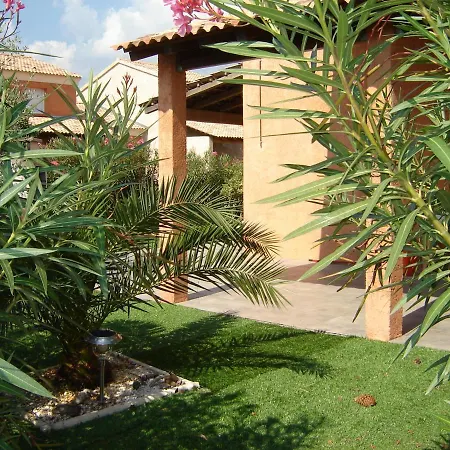 Graziosa In Con Piscina A 100 M Dalla شقة سيرفيون