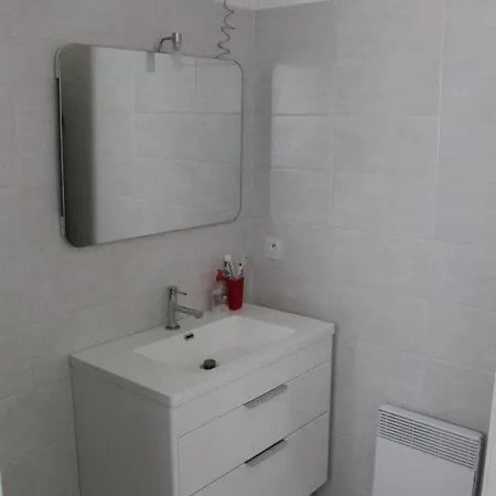 Appartamento Graziosa In Con Piscina A 100 M Dalla