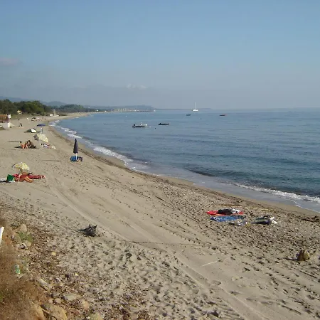 Graziosa In Con Piscina A 100 M Dalla Cervione