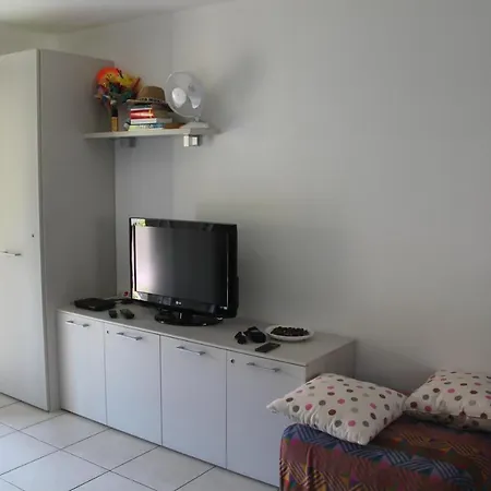 Graziosa In Con Piscina A 100 M Dalla