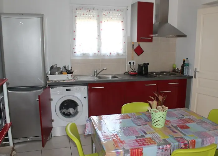 Graziosa In Con Piscina A 100 M Dalla Cervione