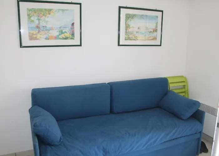 Graziosa In Con Piscina A 100 M Dalla *