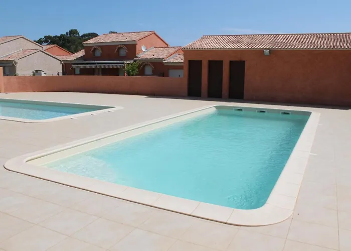 Graziosa In Con Piscina A 100 M Dalla * Cervione